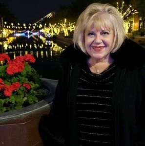 Meet your Posher, Nancy